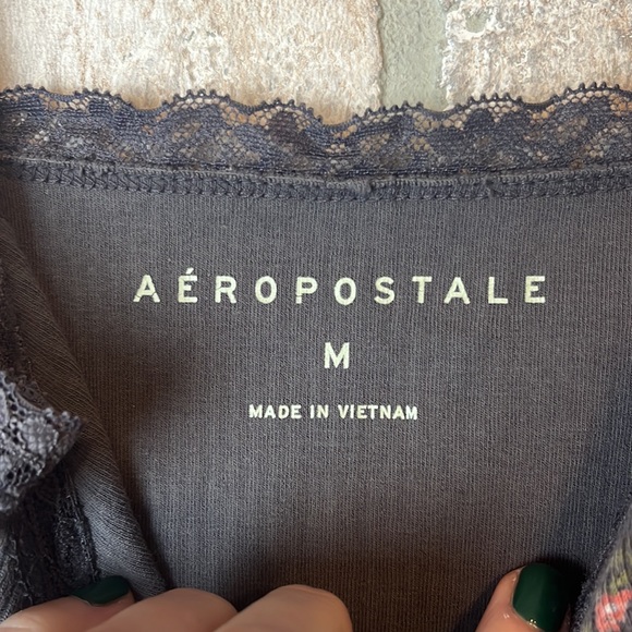 Aeropostale Floral Crop Tank- Size M - Picture 3 of 3